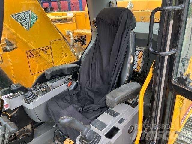JCB 245 XLR Гусеничні екскаватори