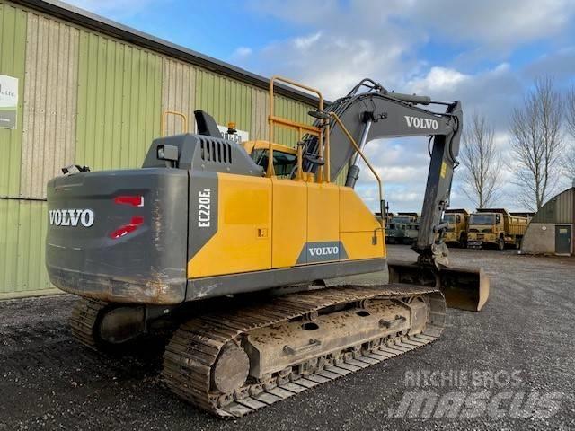 Volvo EC 220EL Гусеничні екскаватори
