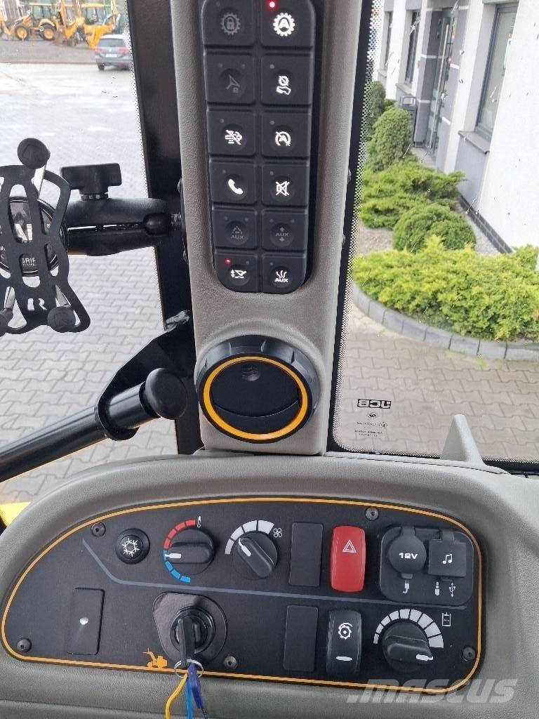 JCB TM 320 S AGRI Телескопічний навантажувач