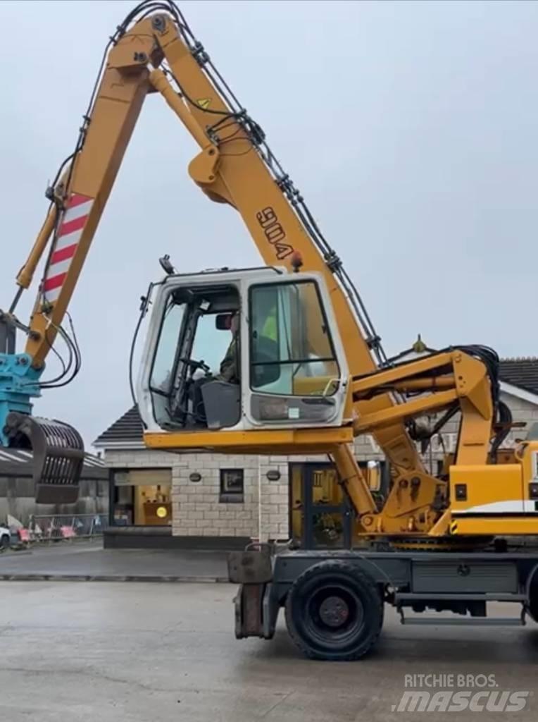 Liebherr A 904 C Перевантажувачі металобрухту/промислові навантажувачі