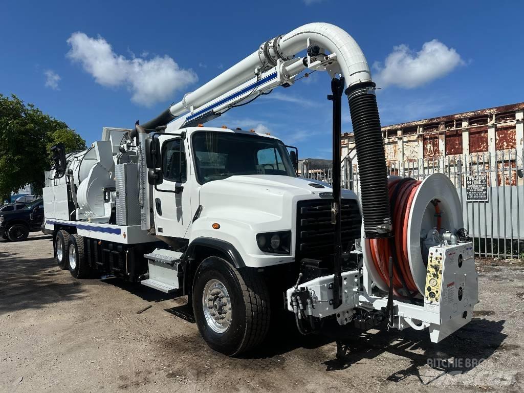 Freightliner 114 SD Комбі/Вакуумні вантажівки