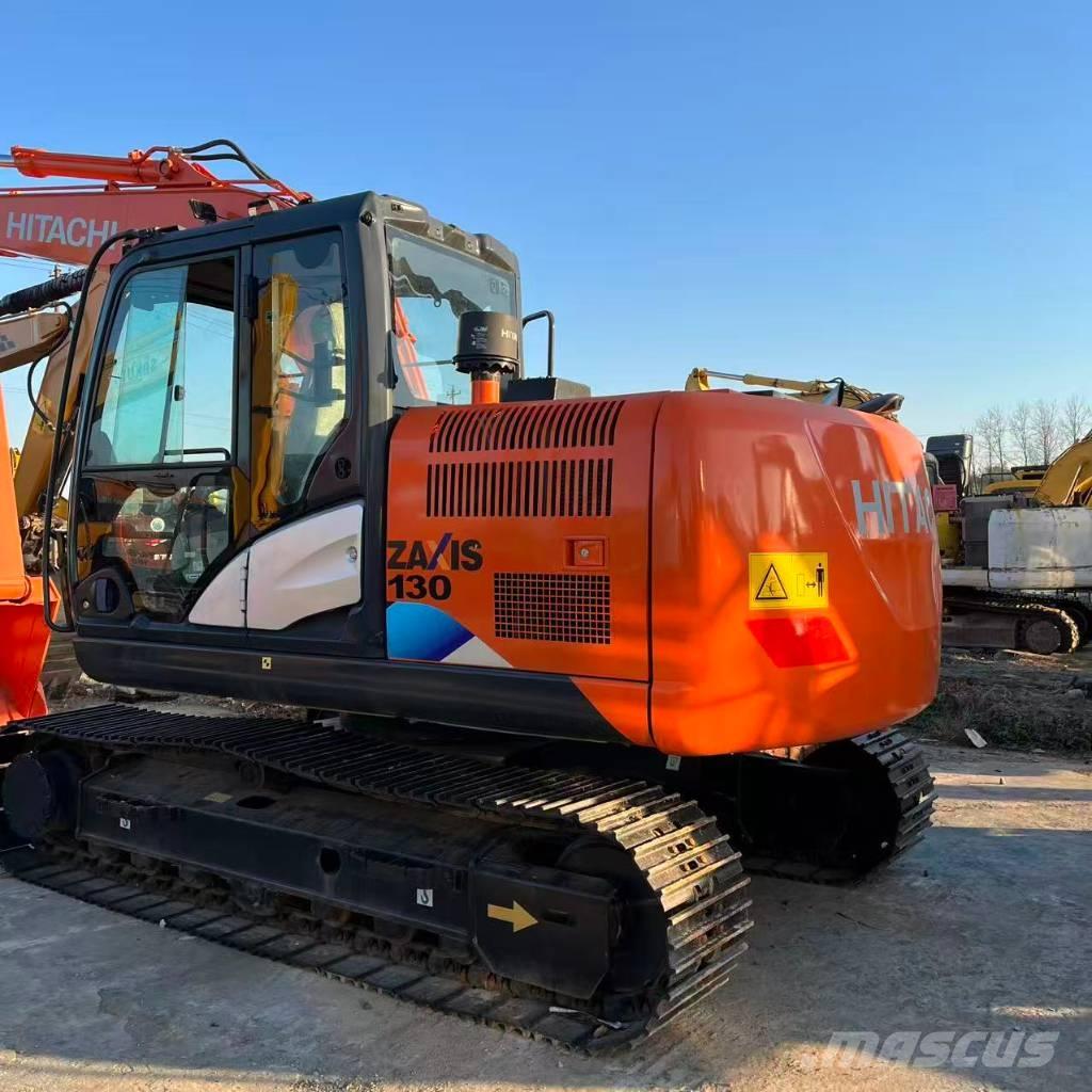 Hitachi ZX 130 Середні екскаватори 7т. - 12т.
