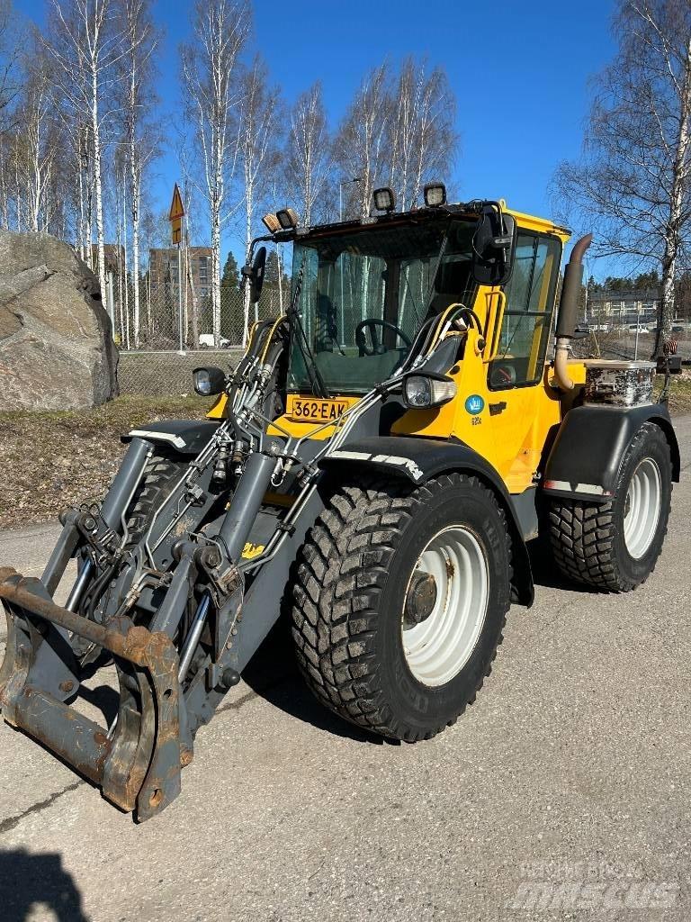 Wille 625C Трактори
