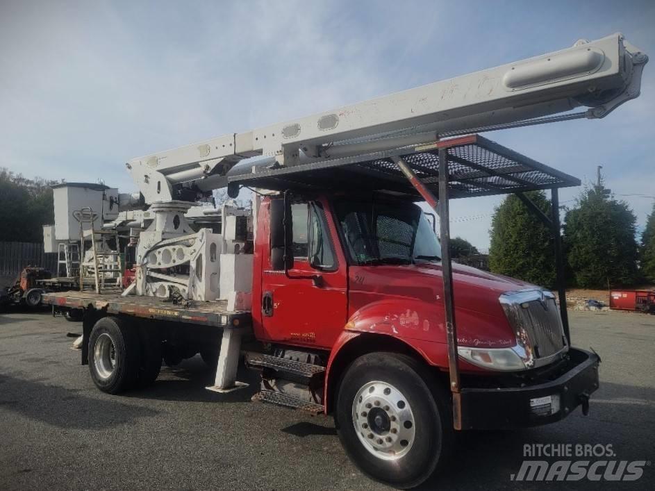 International 4300 Автовишки на базі вантажівки