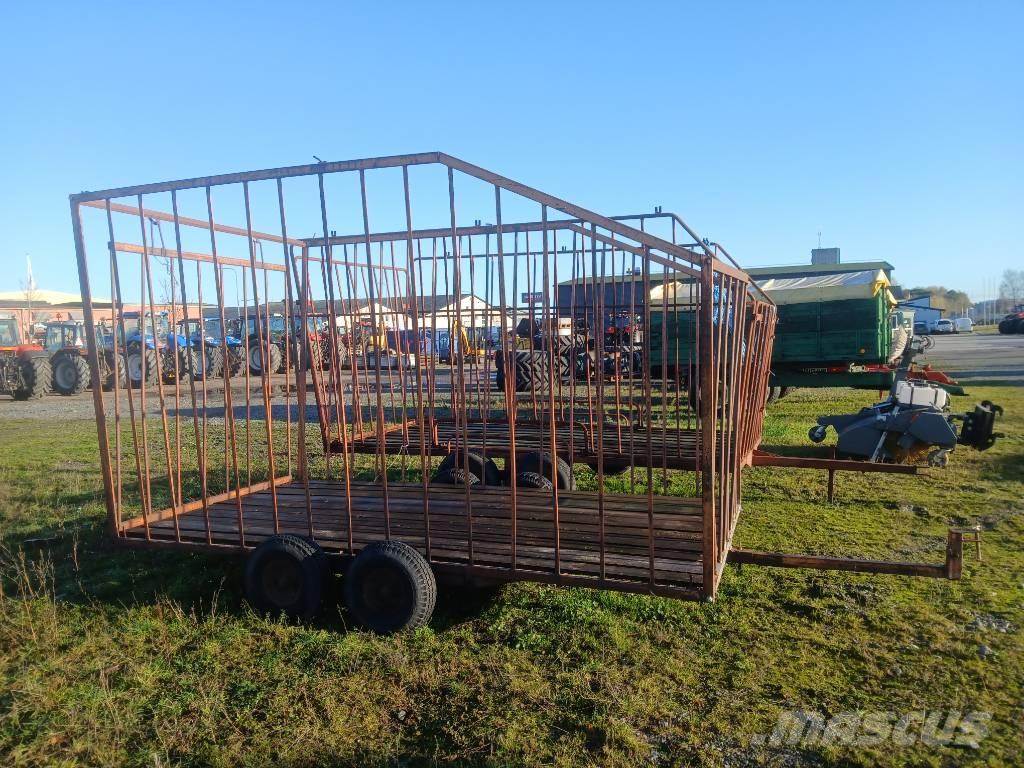  Balvagn Boggie Причепи для тюків