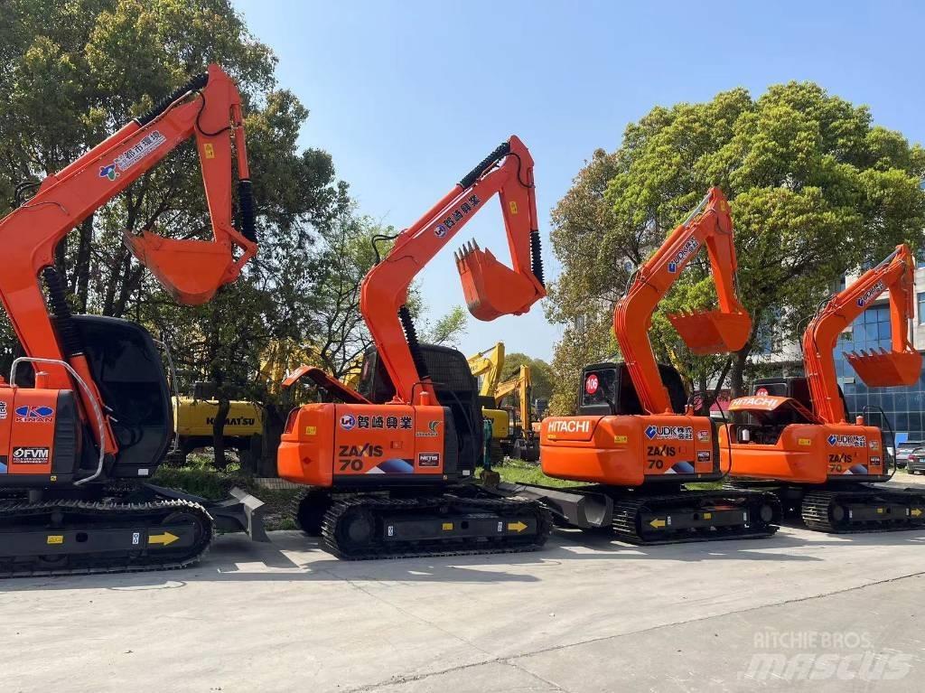 Hitachi ZX70 Гусеничні екскаватори