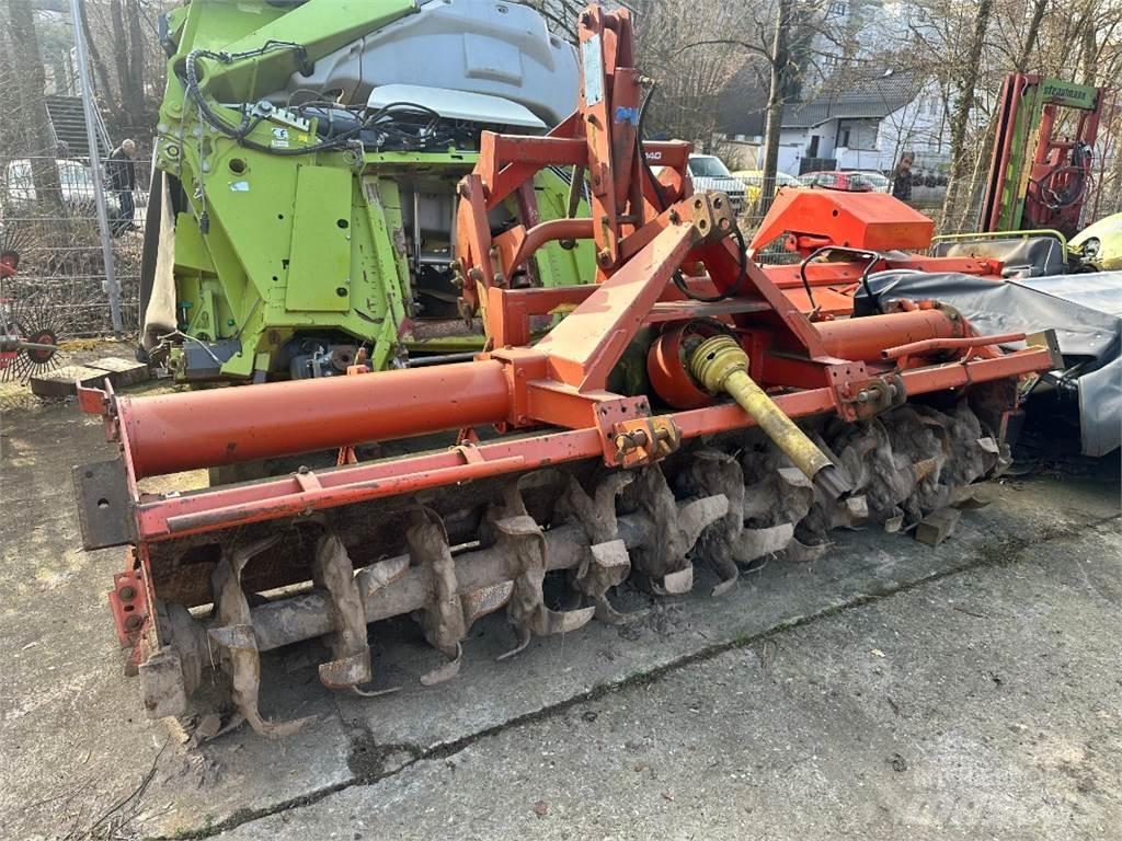 Kuhn EL140N 305 Робота по підготовці ґрунту