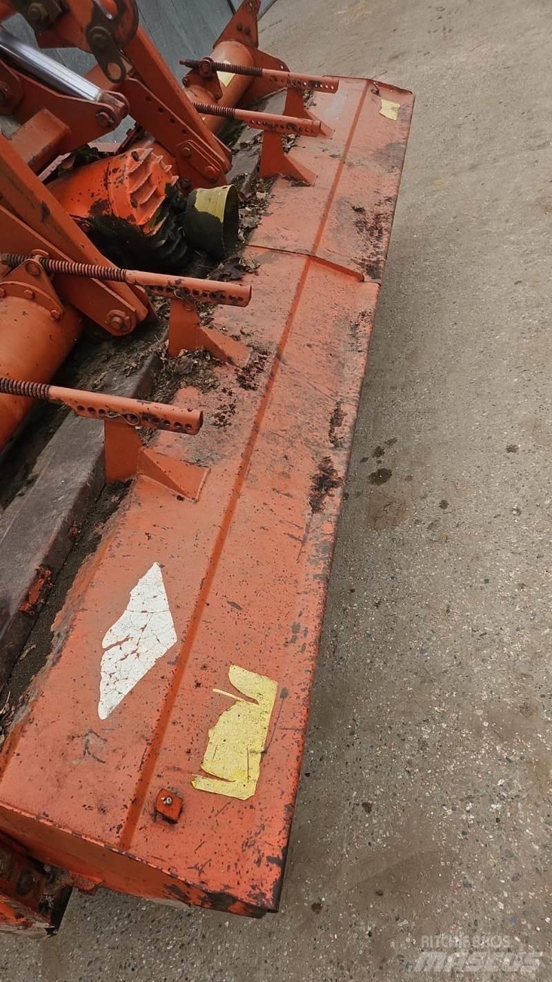 Kuhn EL140N 305 Робота по підготовці ґрунту