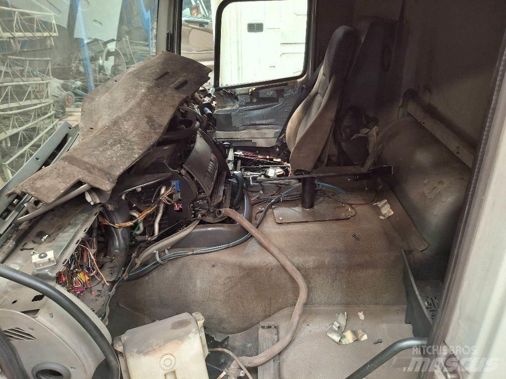 DAF CF 85.360 Кабіни