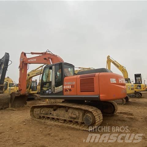 Hitachi zx210 Гусеничні екскаватори