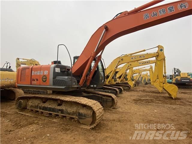 Hitachi zx210 Гусеничні екскаватори