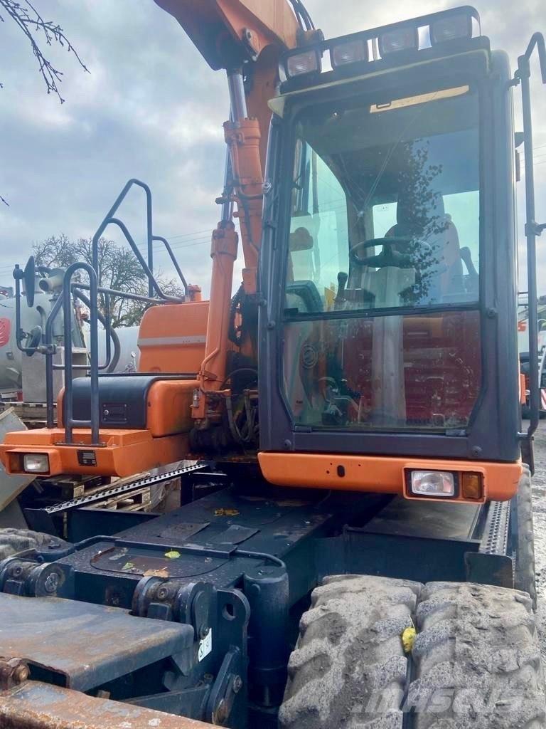 Doosan DX 160 W-3 Колісні екскаватори