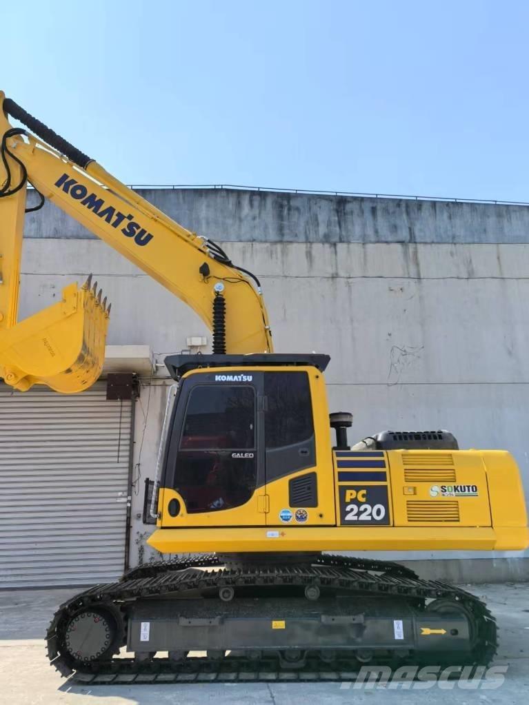 Komatsu PC 220-8 Гусеничні екскаватори