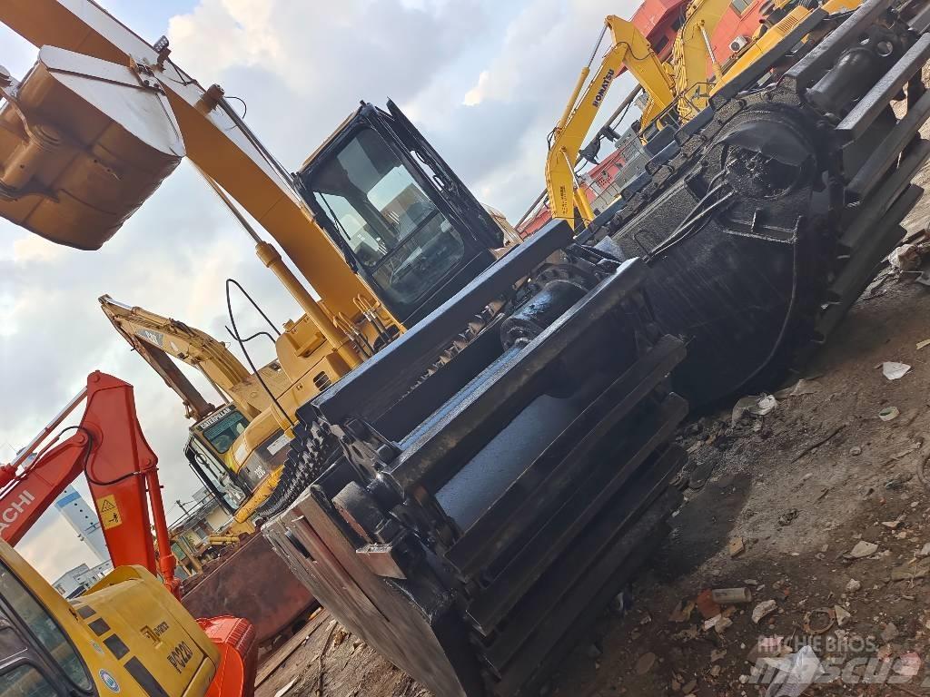 CAT 320 C Екскаватори-амфібії