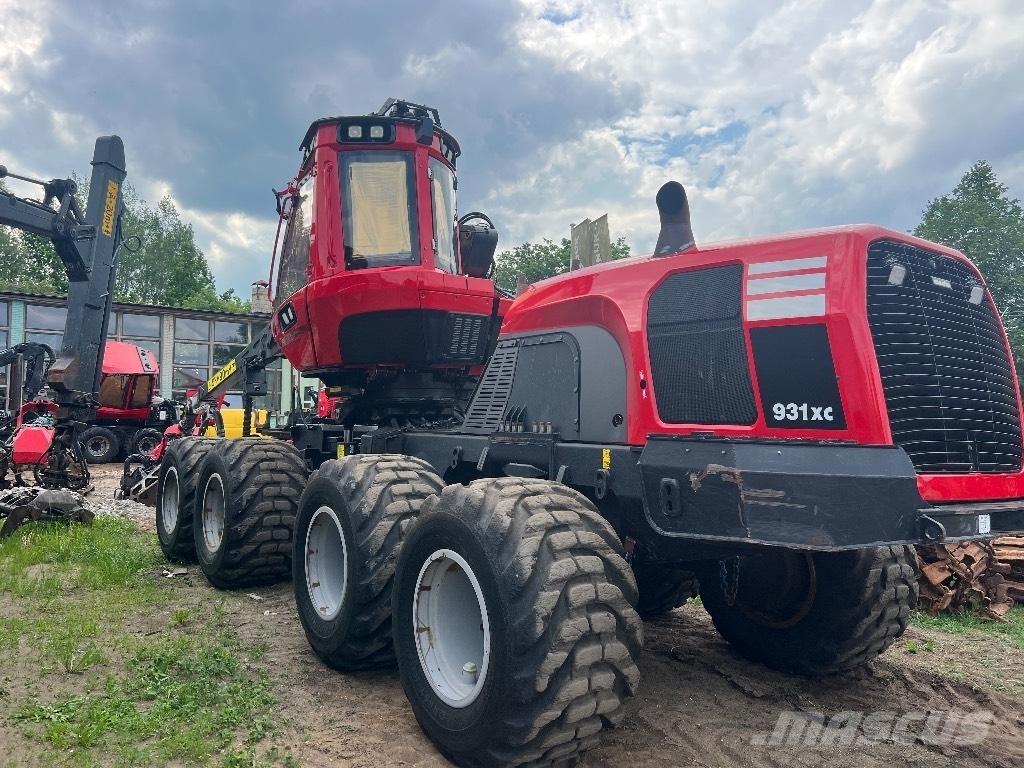 Komatsu 931 XC Харвестери