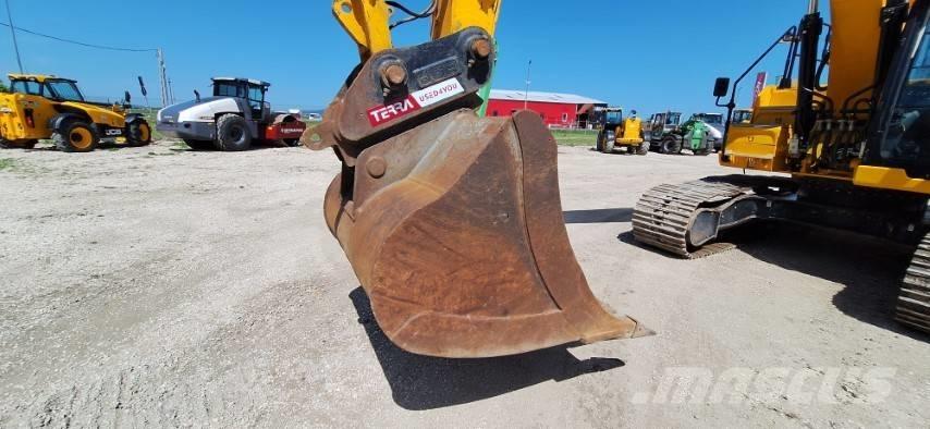 JCB 220X LC Гусеничні екскаватори