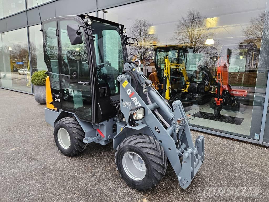GiANT D 332 SWT Фронтальні навантажувачі