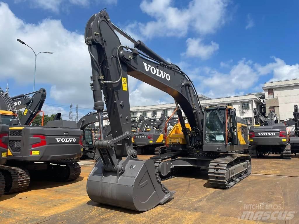 Volvo EC 400 Гусеничні екскаватори