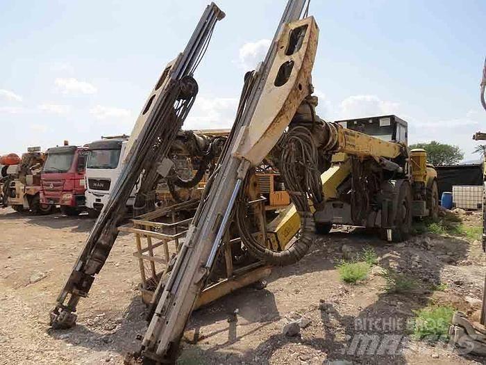 Atlas Copco E2C Свердлильні установки
