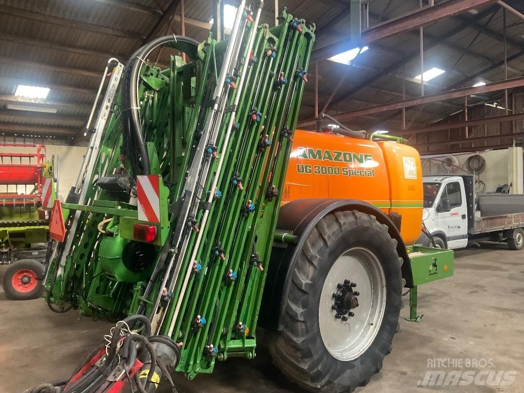 Amazone Ug 3000 Причіпні обприскувачі