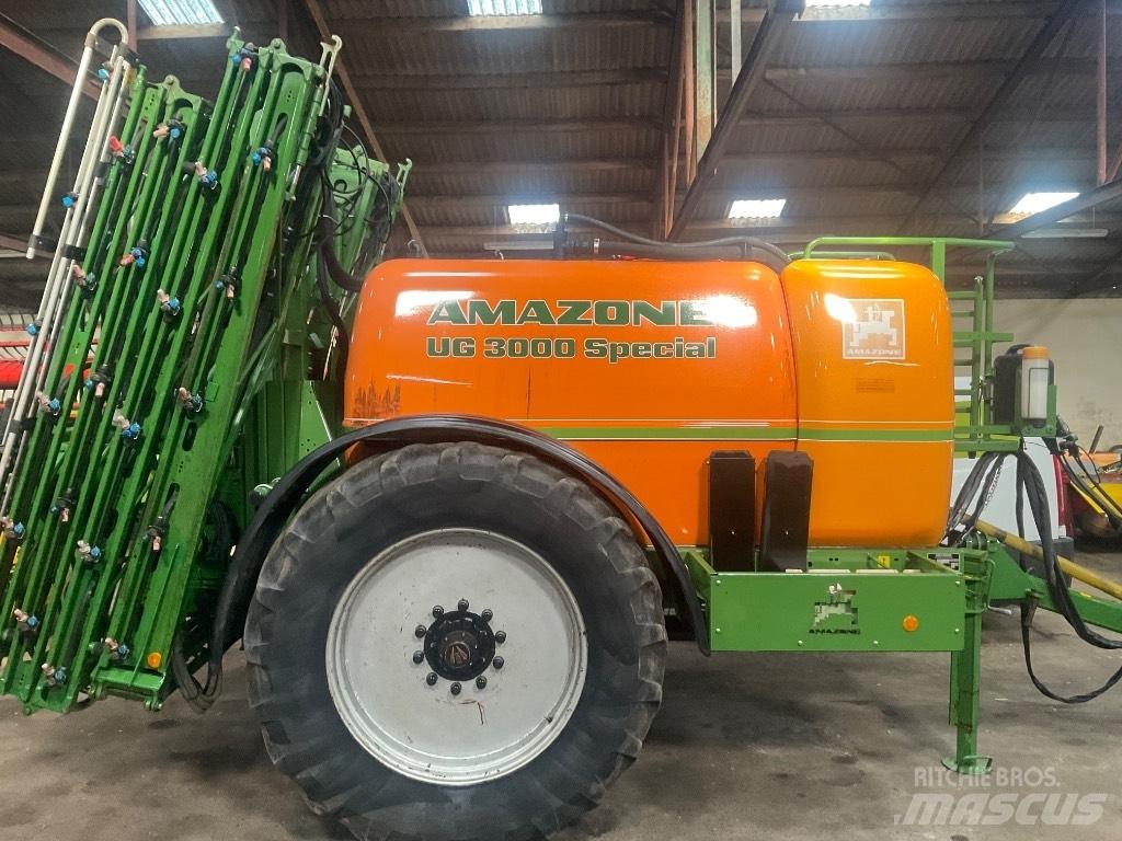 Amazone Ug 3000 Причіпні обприскувачі