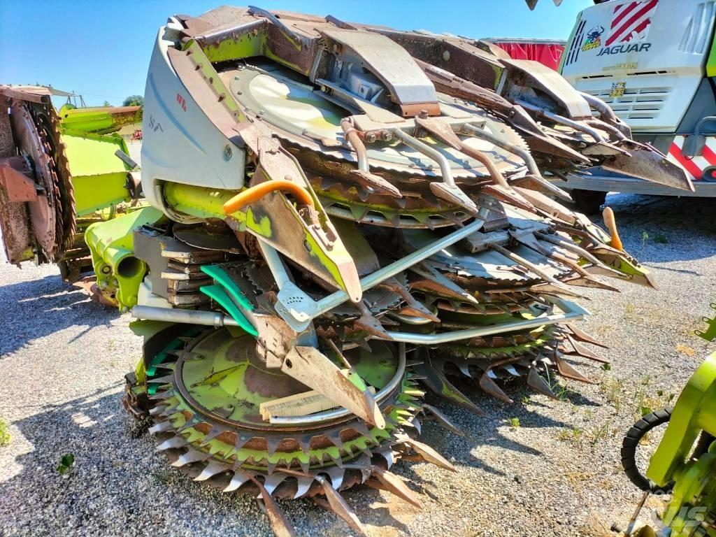 CLAAS Orbis 750 Кормозбиральні комбайни