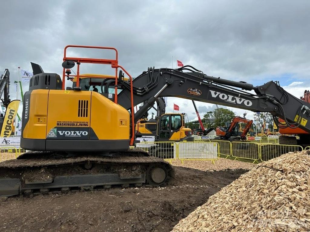 Volvo ECR 145 E Гусеничні екскаватори