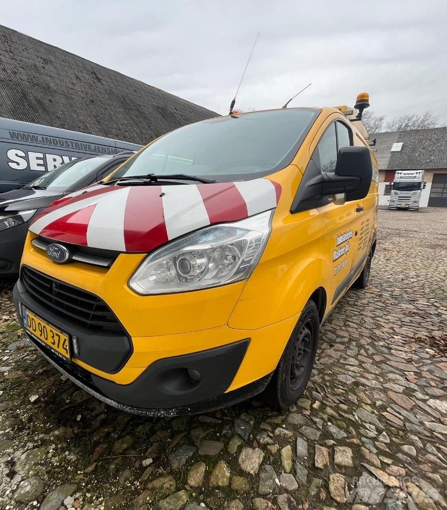 Ford Transit Custom Автомобілі