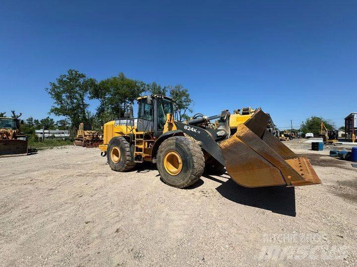 John Deere 824K-II Фронтальні навантажувачі