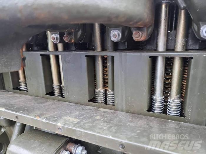  Engines F4L912 Транспорт - Інші