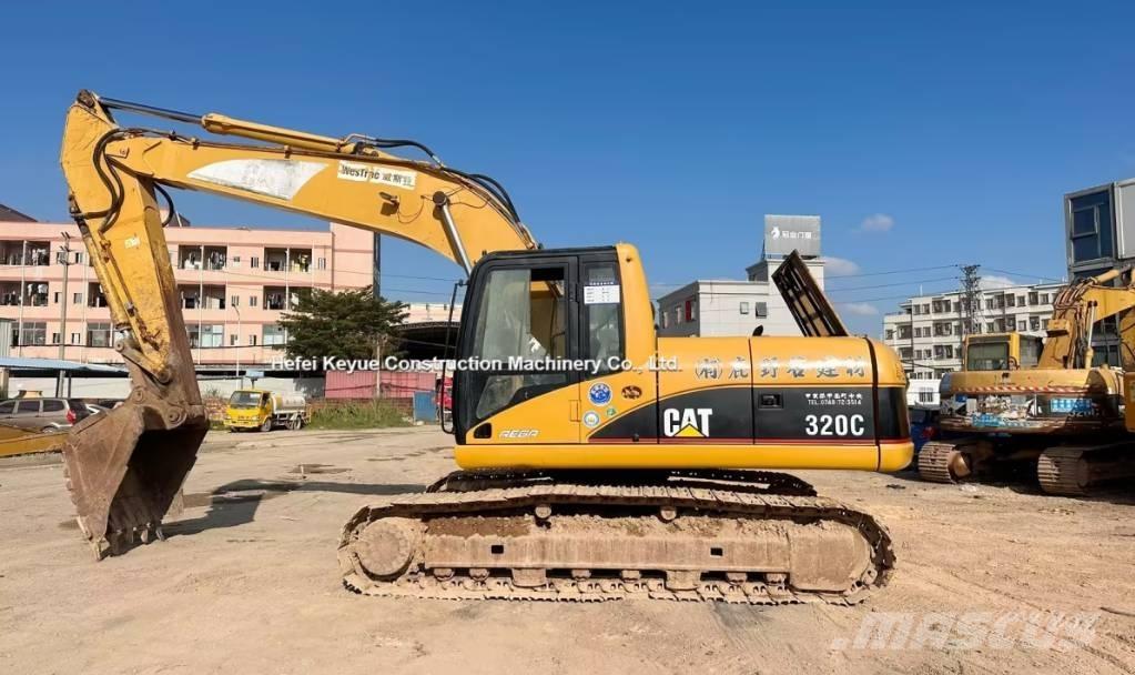 CAT 320 C Гусеничні екскаватори
