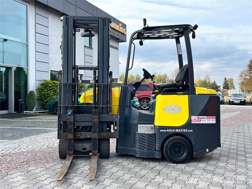 Aisle-Master 15NE Вантажник для вузьких проходів