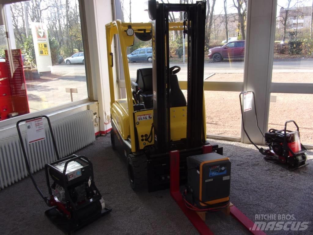 Hyster J2.0XN Електронавантажувачі