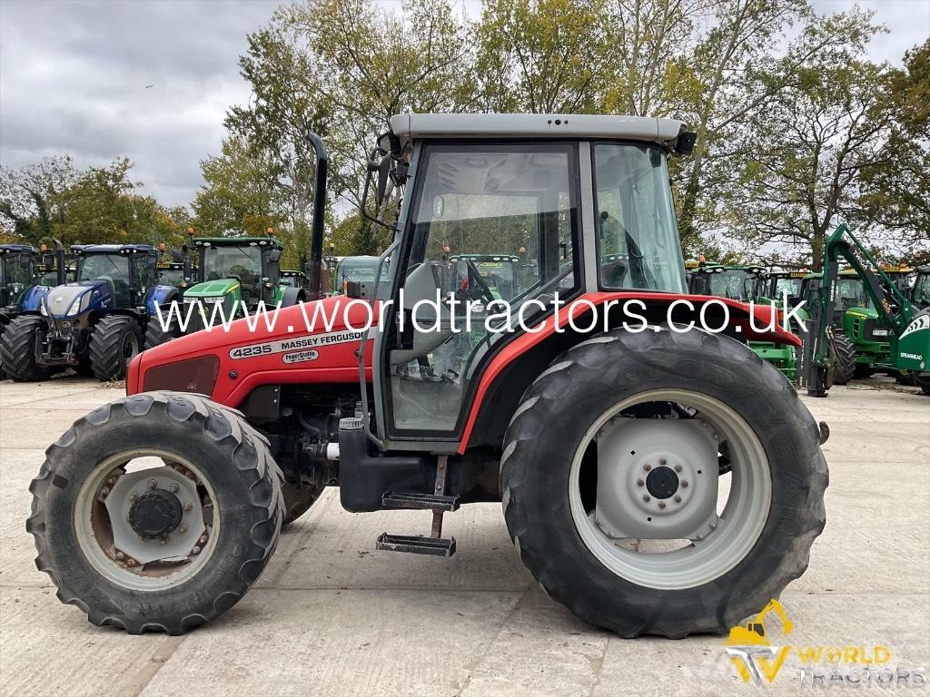 Massey Ferguson 4235 Трактори