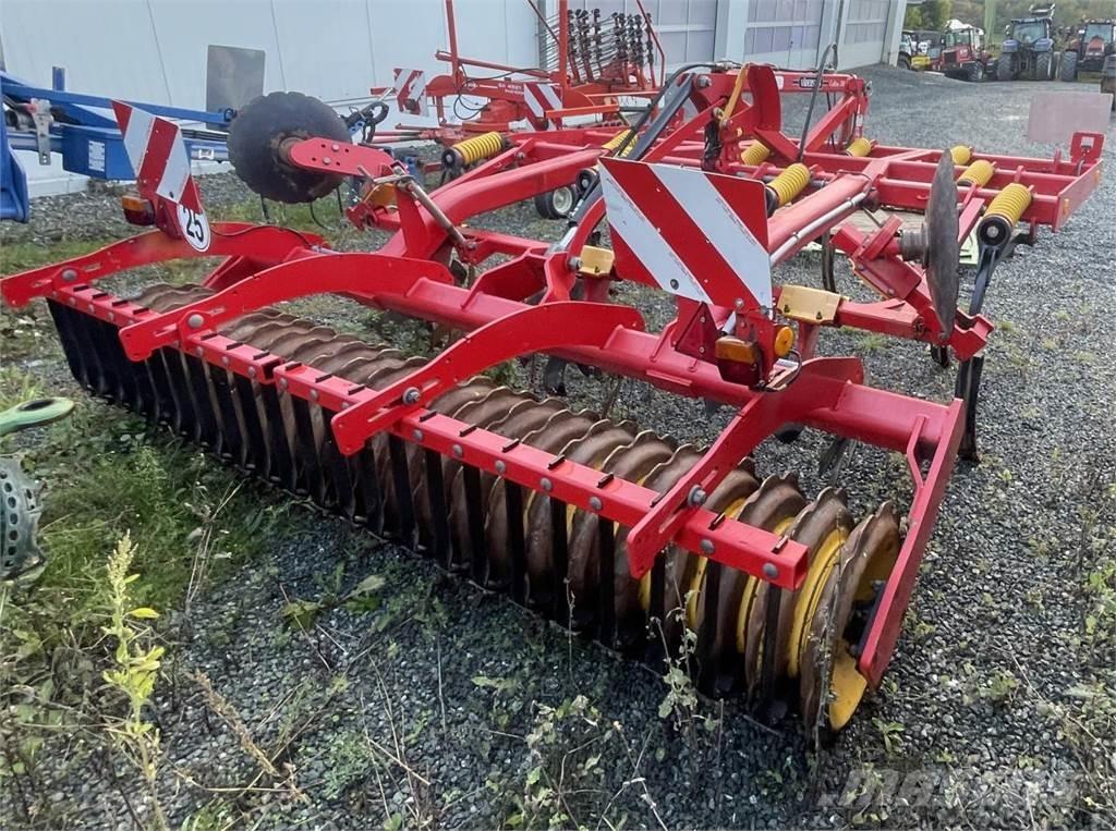 Väderstad CS 300 Культиватори