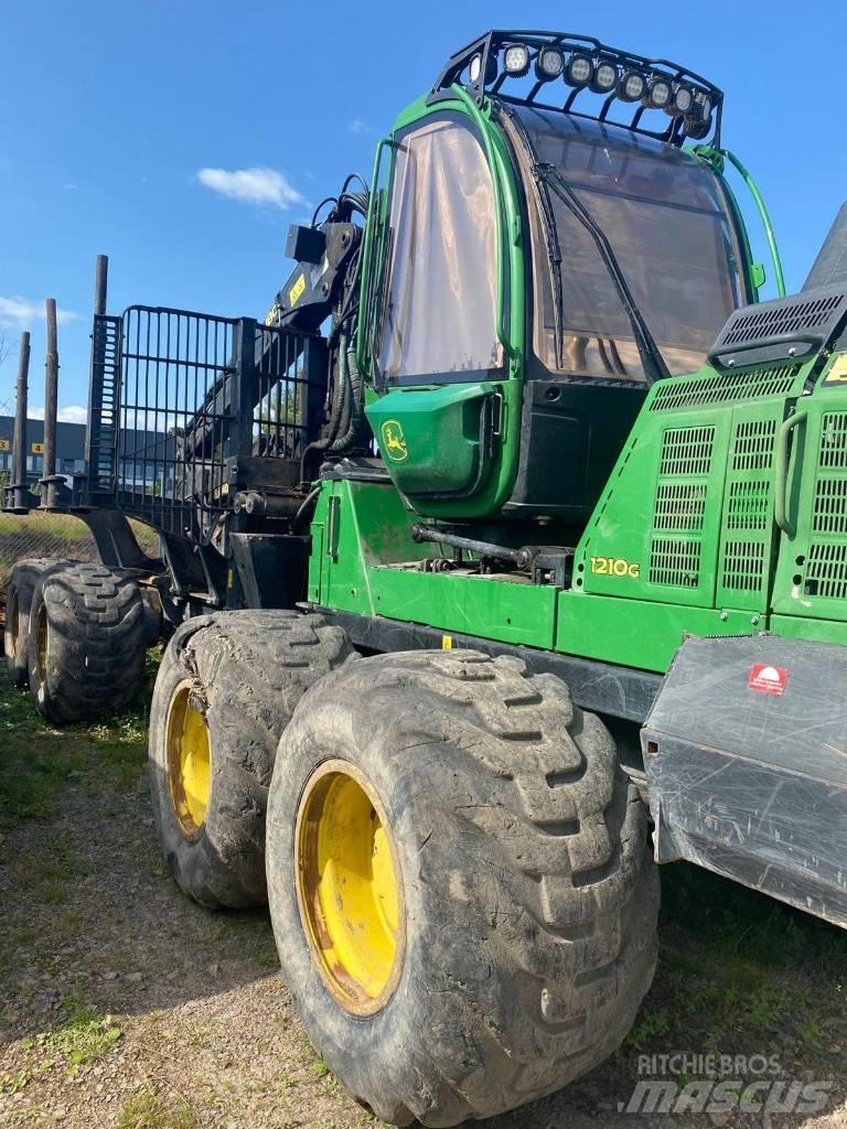 John Deere 1210 G Форвардери
