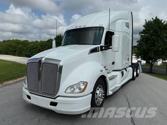 Kenworth T 680 Тягачі