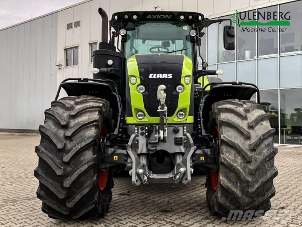 CLAAS Axion 960 Трактори