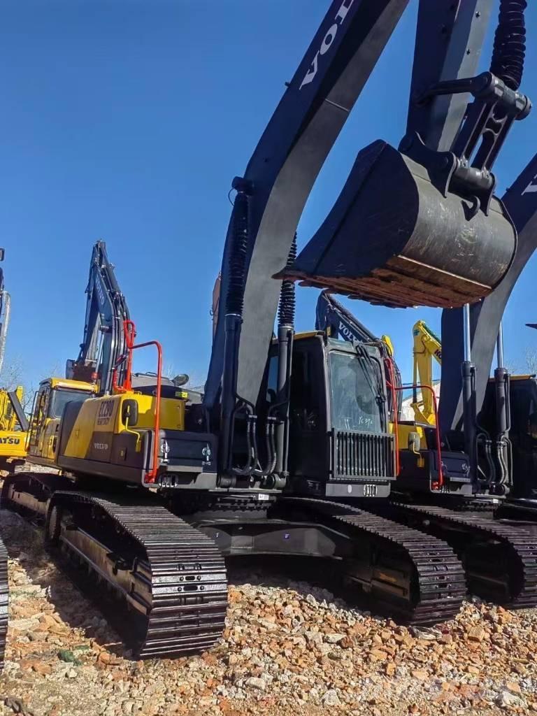 Volvo EC 290 Гусеничні екскаватори