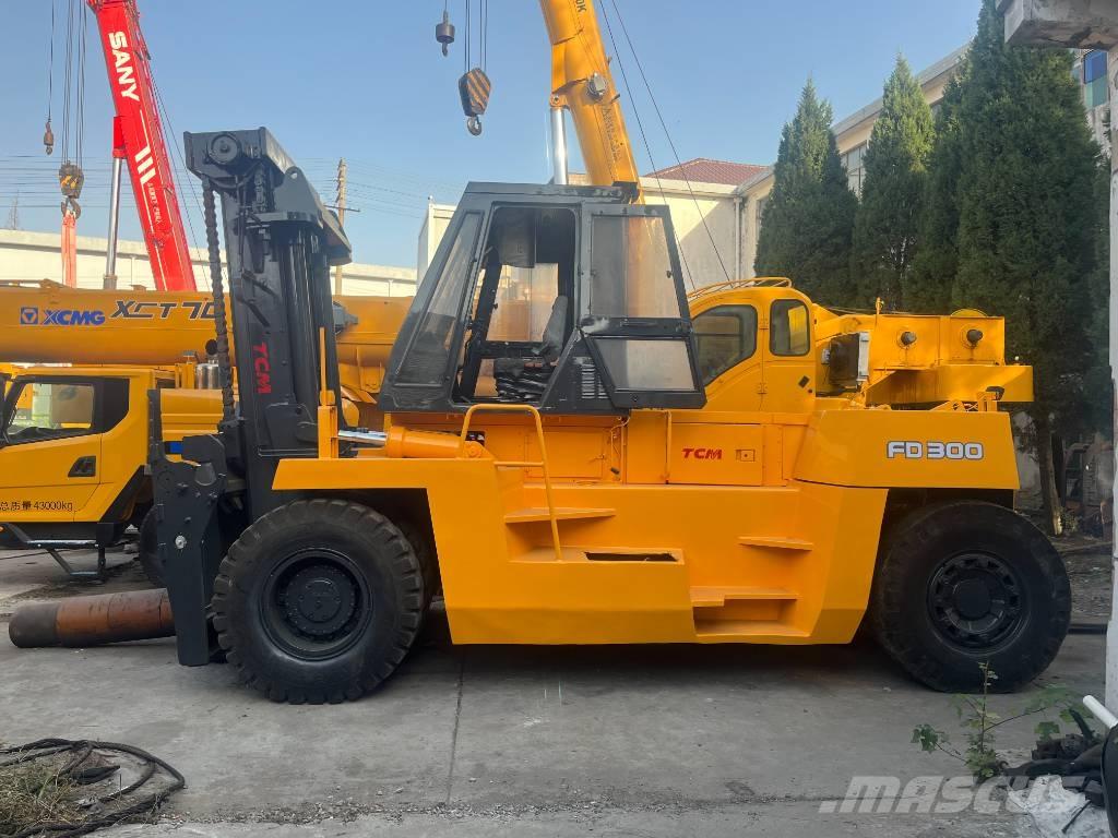 TCM FD 30 T Дизельні навантажувачі