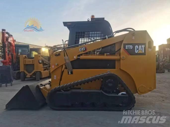 CAT 277D Міні-навантажувачі