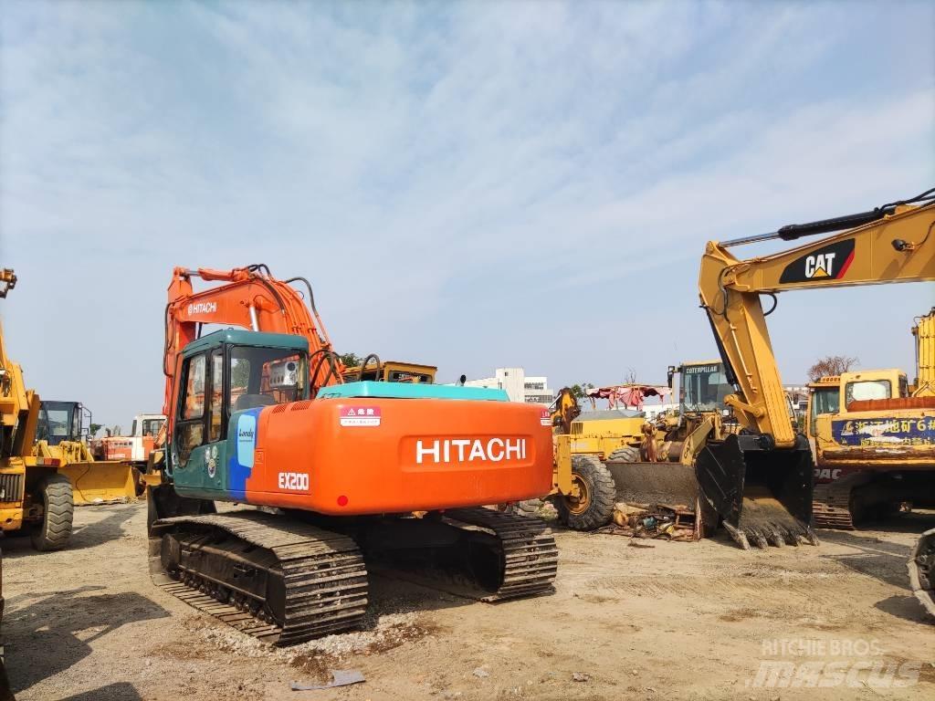 Hitachi EX 200-3 Гусеничні екскаватори