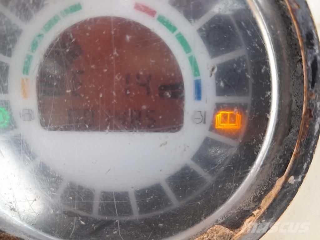 JCB TA 6 Міні самоскиди