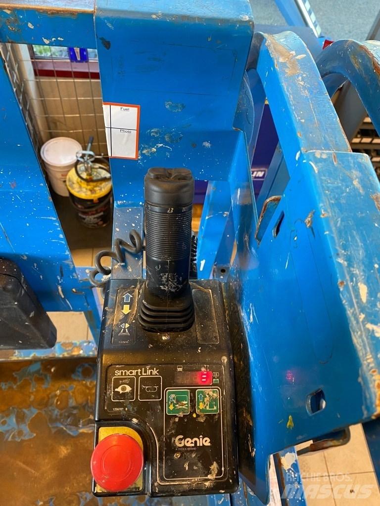 Genie GS 4047 Підйомники-ножиці