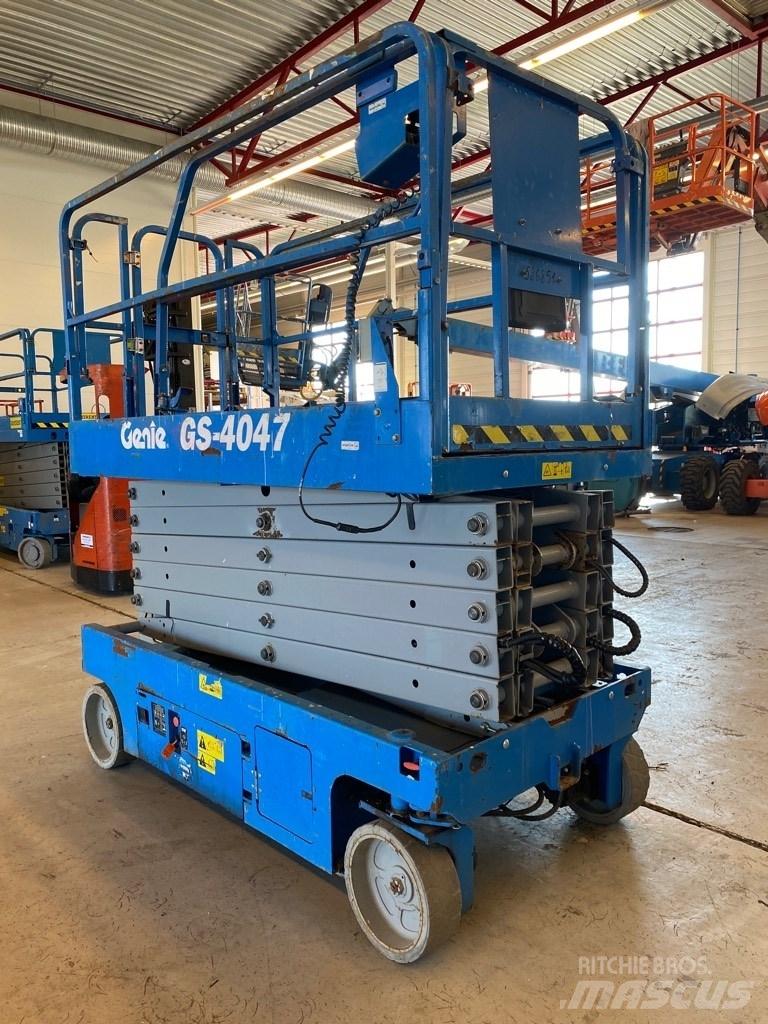 Genie GS 4047 Підйомники-ножиці