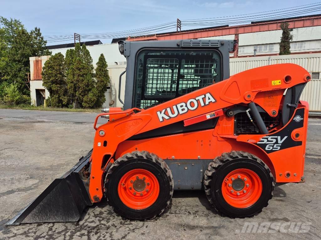 Kubota SSV 65 Міні-навантажувачі