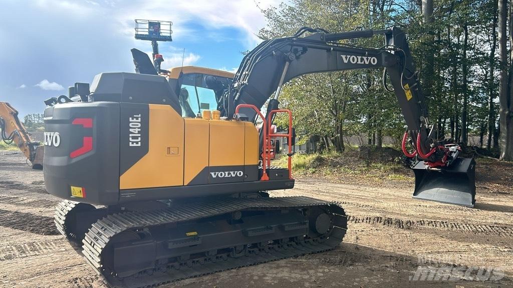 Volvo EC 140 E Гусеничні екскаватори