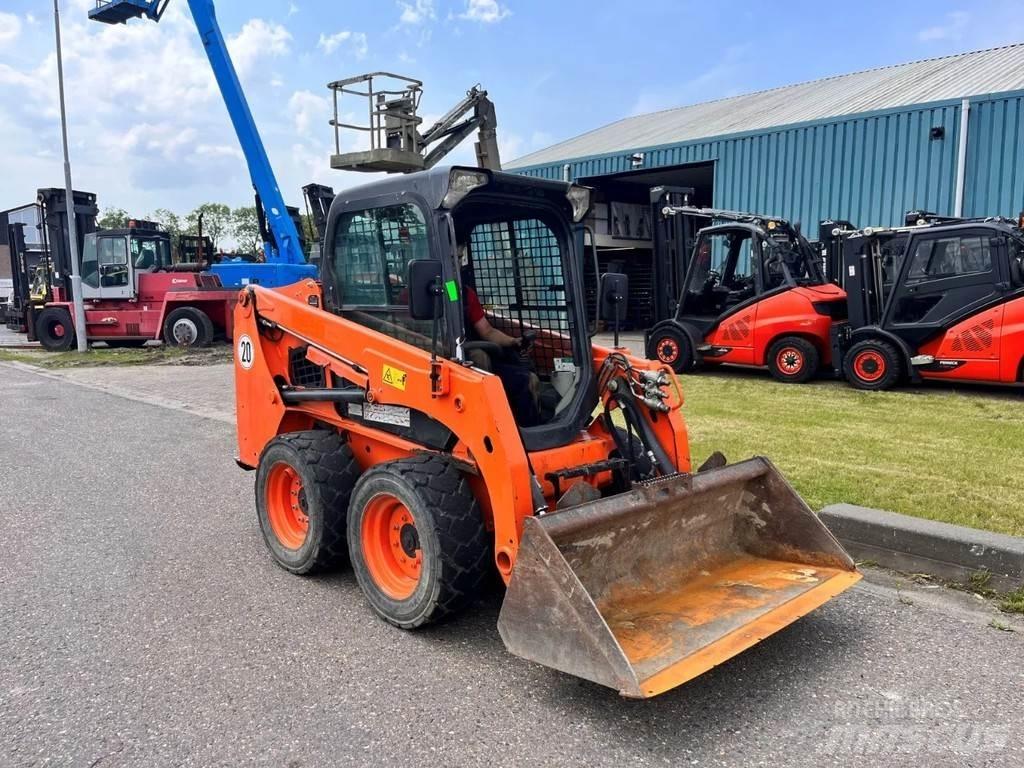 Bobcat S450 Міні-навантажувачі