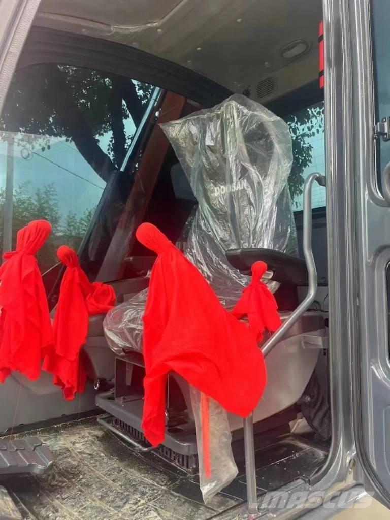 Doosan DX75-9C Середні екскаватори 7т. - 12т.