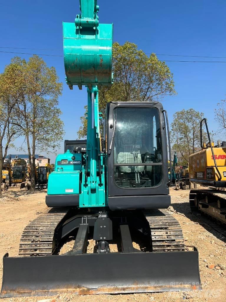 Kobelco SK 75 Міні-екскаватори < 7т